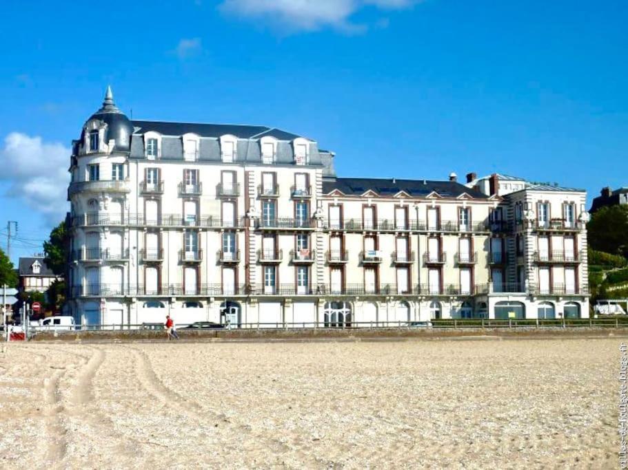 L'Evasion Marine A La Plage 2P Houlgate Exterior photo